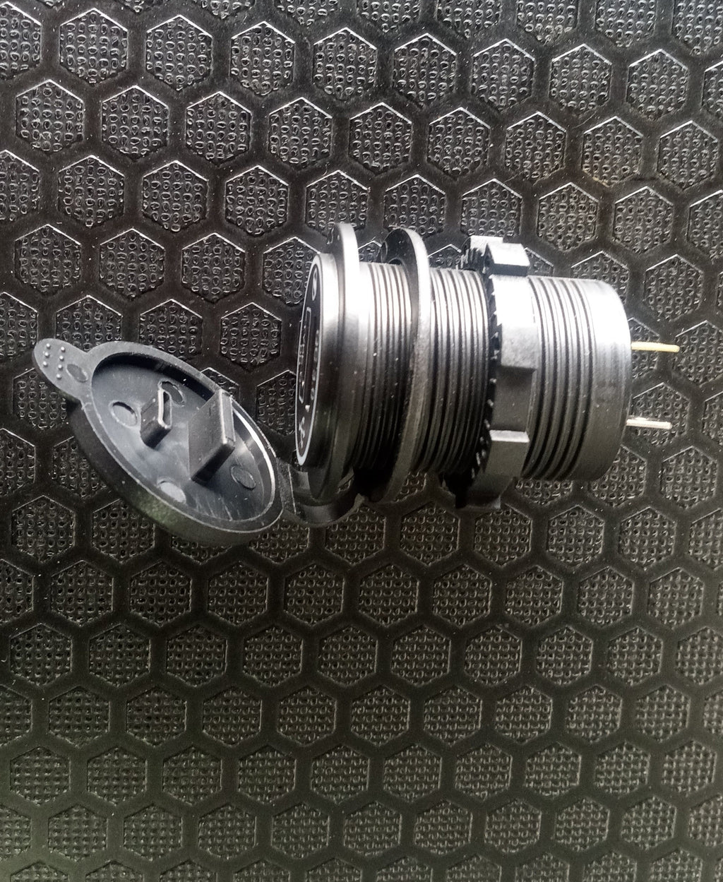 Stealth Power Port for 3rd Gen Toyota Tacoma (2016+)