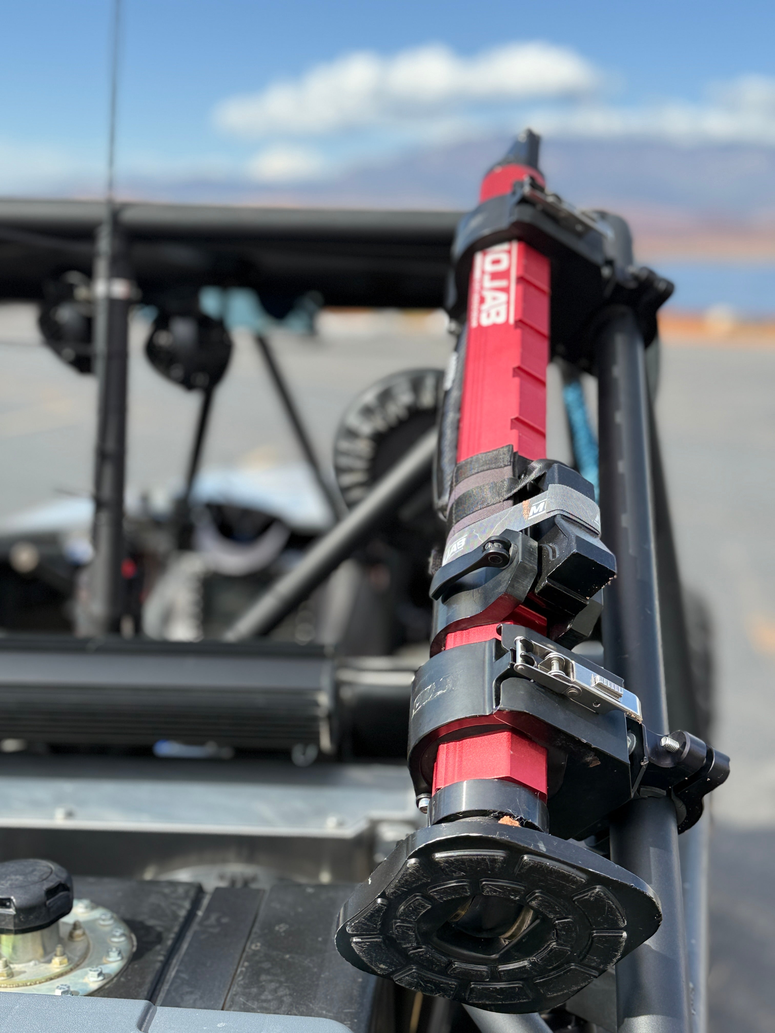 Tube adapter for hydraulic jack mounting clamp (pair)