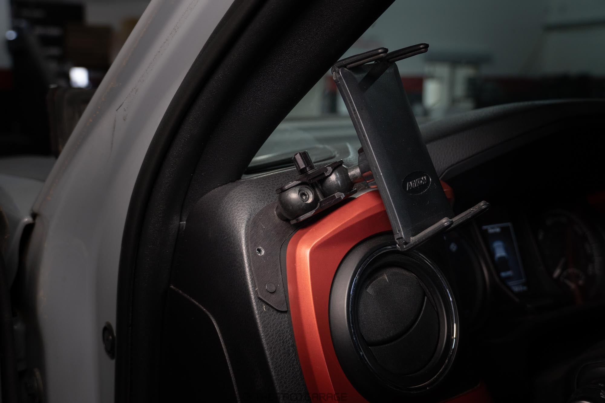 Driver Side Dash Mount (DDM)