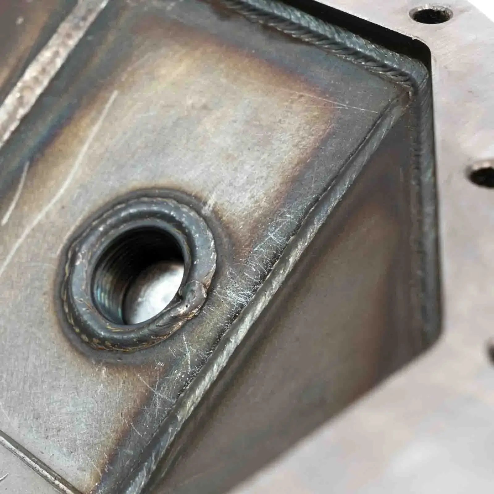 Dodge AAM 9.25" Front Differential Cover (14-Bolt)