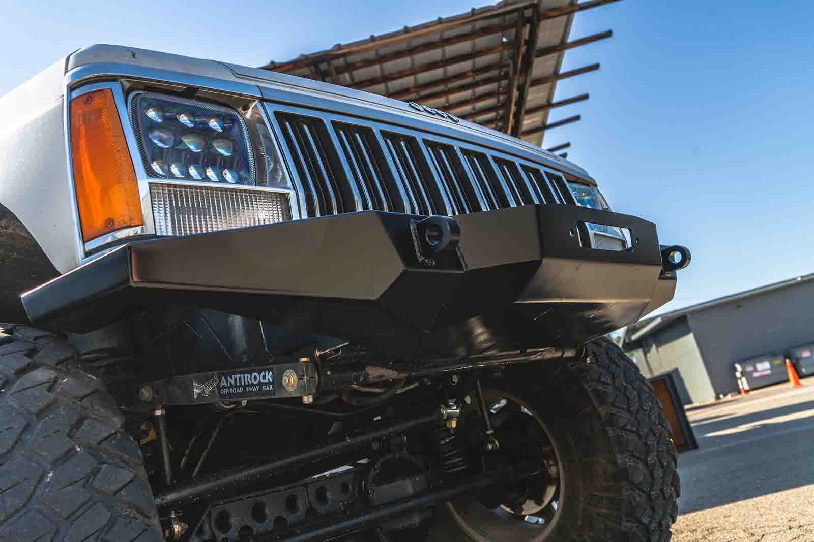 Full Width Front Winch Bumper for Jeep XJ