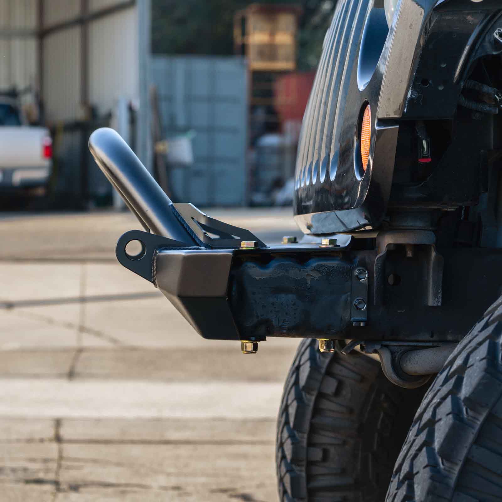 Frame Chop Front Bumper with Stinger for Jeep JK